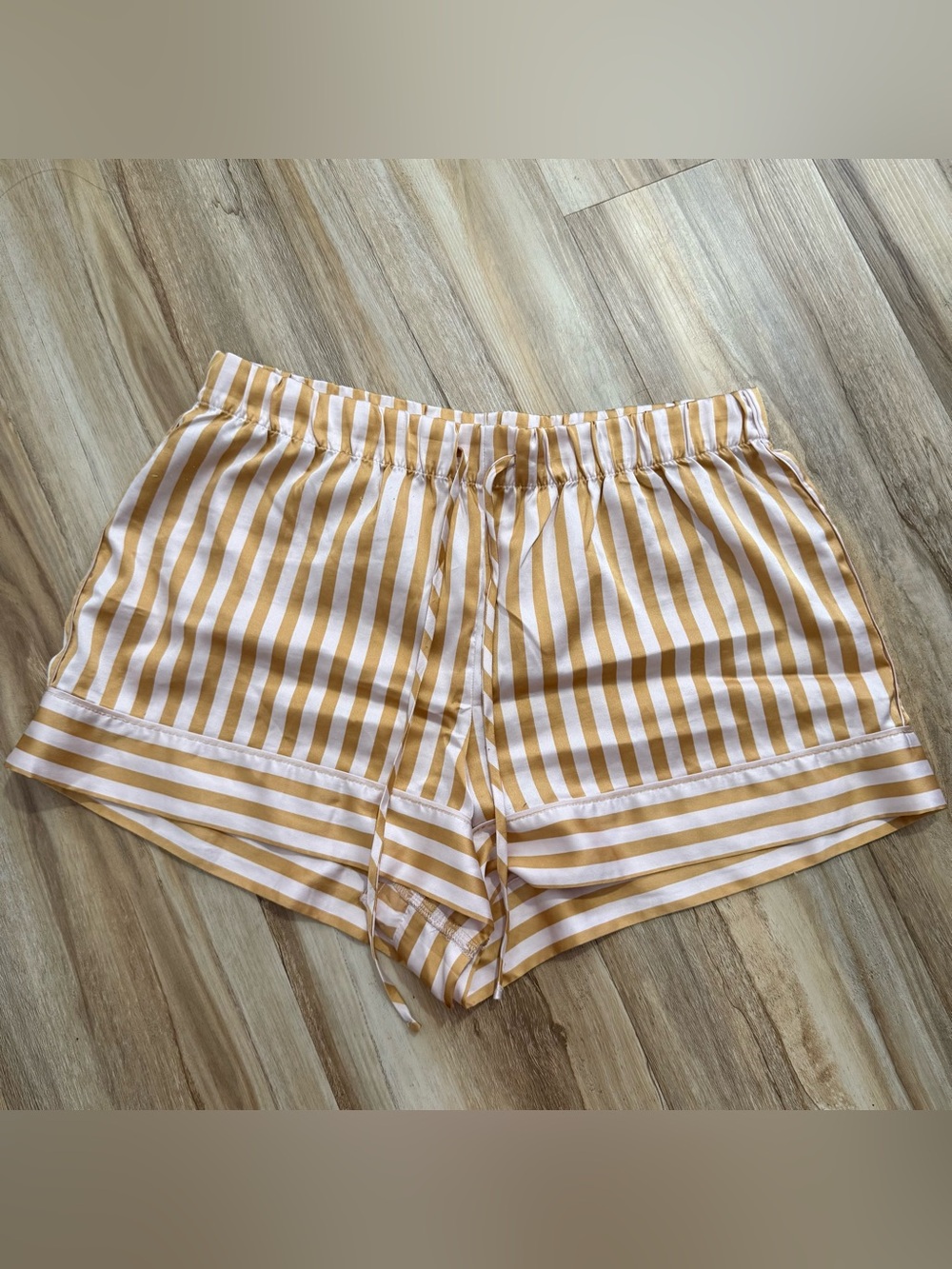 Victoria’s Secret stripe boxers size M